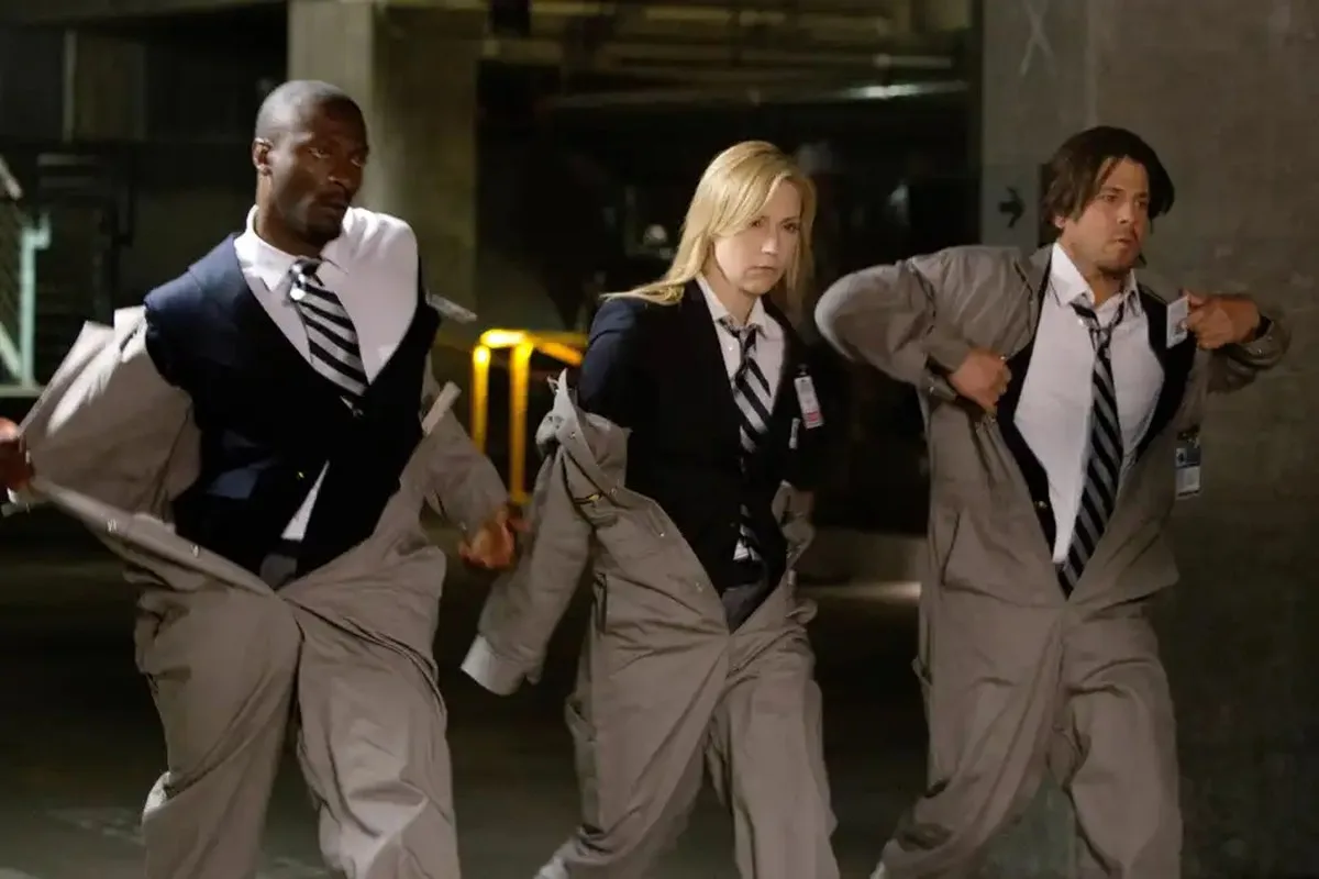 Aldis-Hodge-Beth-Reisgraf-Christian-Kane-Leverage