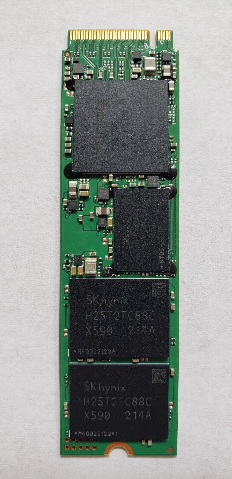 Kompakt M.2 2230 ve 2280 NVMe SSD ile El Konsolu Depolama Genişletmesi