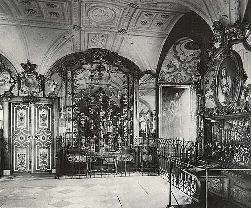 The Green Vault in Dresden Castle (as at 1904)