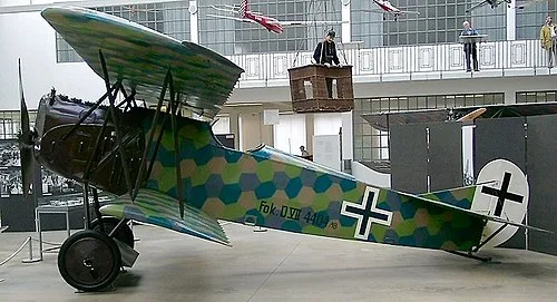 A Fokker D.VII shows a four-color lozenge camouflage