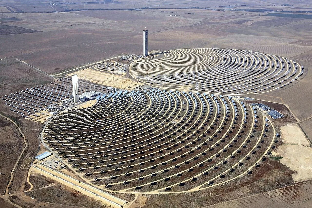 Solar towers from left: PS10, PS20